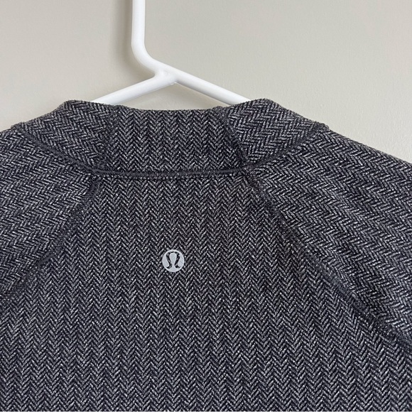 Lululemon Women’s Think Fast Heathered Herringbone Black Grey Long Sleeve Size 8 - Picture 5 of 11